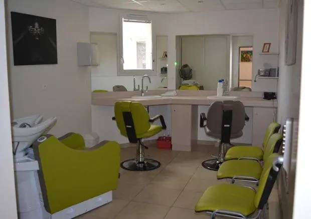 salon de coiffure et esthétique